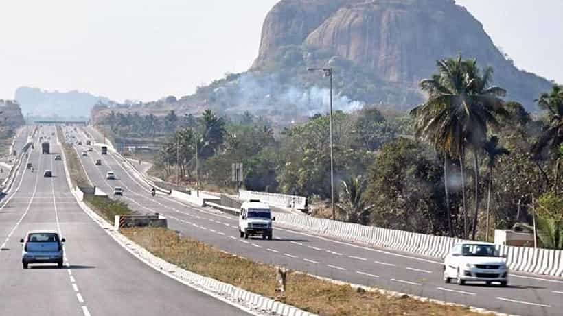 ಮಂಡ್ಯ ರೈತರಿಂದ ನಾಳೆ ಬೆಂಗಳೂರು-ಮೈಸೂರು ಎಕ್ಸ್ಪ್ರೆಸ್ವೇ, ರೈಲು ತಡೆ ಚಳವಳಿ
