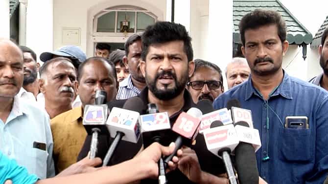 ಮೈಸೂರಿನಲ್ಲಿ ಮಹಿಷ ದಸರಾ ನಡೆಸಲು ತೀರ್ಮಾನ; ಸಂಸದ ಪ್ರತಾಪಸಿಂಹ ಕೆಂಡಾಮಂಡಲ