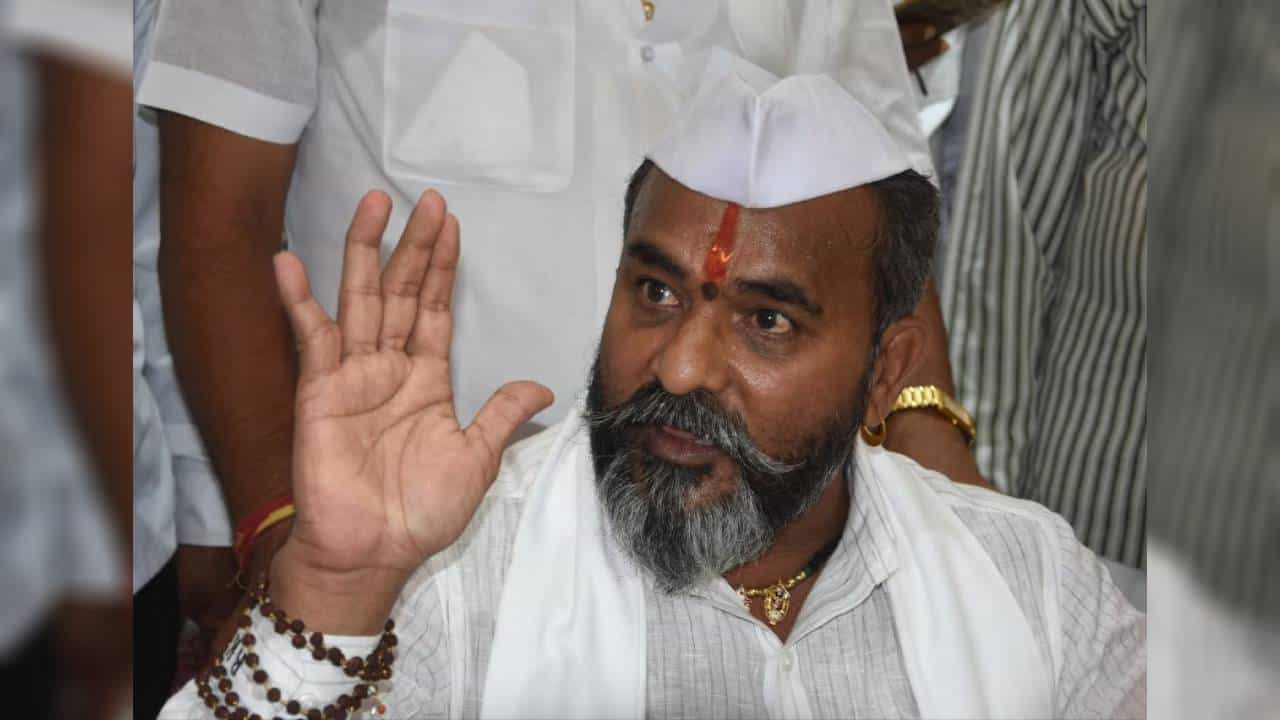 ಚಿಕ್ಕೋಡಿ ಲೋಕಸಭಾ ಬಿಜೆಪಿ ಟಿಕೆಟ್ ಸಿಗದಿದ್ರೆ ಕಾಂಗ್ರೆಸ್ ಸೇರ್ತಾರಾ ರಮೇಶ್ ಕತ್ತಿ? ಚಿಕ್ಕೋಡಿ ಲೋಕಸಭಾ ಬಿಜೆಪಿ ಟಿಕೆಟ್ ಸಿಗದಿದ್ರೆ ಕಾಂಗ್ರೆಸ್ ಸೇರ್ತಾರಾ ರಮೇಶ್ ಕತ್ತಿ?