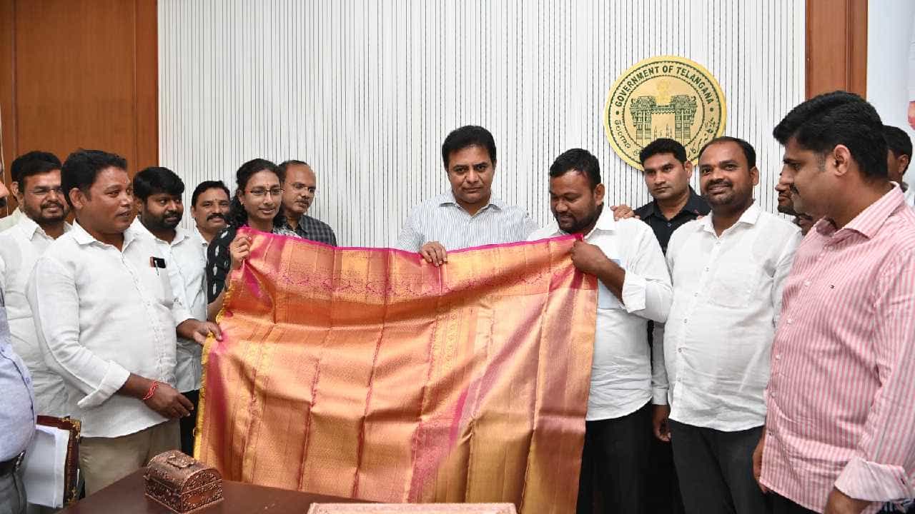 ಇದು ಊಸರವಳ್ಳಿಯಂತೆ ಬಣ್ಣ ಬದಲಿಸುವ ಸೀರೆ ಇದು ಊಸರವಳ್ಳಿಯಂತೆ ಬಣ್ಣ ಬದಲಿಸುವ ಸೀರೆ