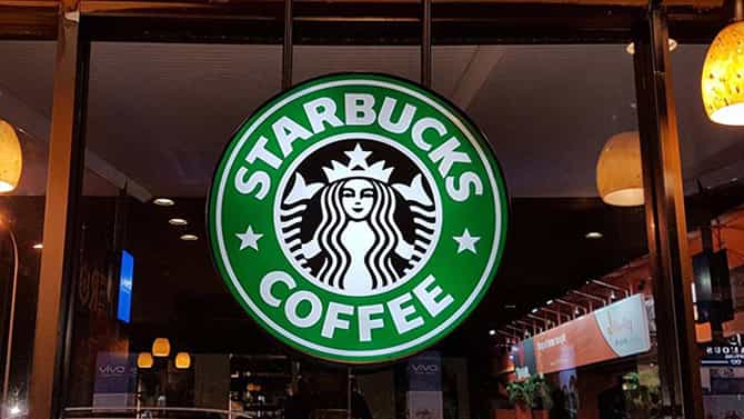 ಹಣ್ಣಿನ ಜ್ಯೂಸ್​ನಲ್ಲಿ ಹಣ್ಣೇ ಇಲ್ಲ..! ಸ್ಟಾರ್​ಬಕ್ಸ್ ವಿರುದ್ಧ ಕೇಸ್