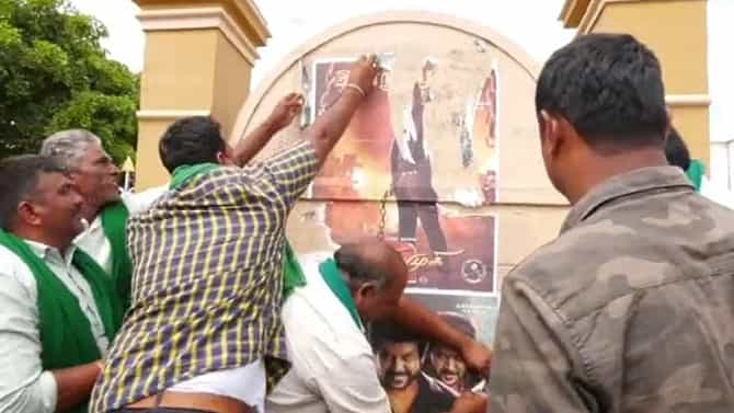 ಚಂದ್ರಮುಖಿ-2 ಚಿತ್ರದ ಪೋಸ್ಟರ್ ಹರಿದು ಆಕ್ರೋಶ ಹೊರ ಹಾಕಿದ ರೈತರು