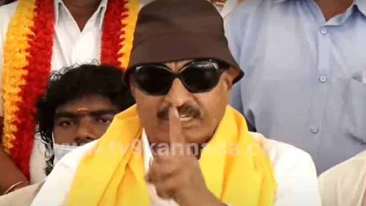 ತಮಿಳುನಾಡಿಗೆ ಕಾವೇರಿ ನೀರು; ಬೆಂಗಳೂರಿನಲ್ಲಿರುವ ತಮಿಳರ ವಾಪಸ್ ಕರೆಸಿಕೊಳ್ಳಿ, ಸ್ಟಾಲಿನ್ಗೆ ವಾಟಾಳ್ ನಾಗರಾಜ್ ಆಗ್ರಹ ತಮಿಳುನಾಡಿಗೆ ಕಾವೇರಿ ನೀರು; ಬೆಂಗಳೂರಿನಲ್ಲಿರುವ ತಮಿಳರ ವಾಪಸ್ ಕರೆಸಿಕೊಳ್ಳಿ, ಸ್ಟಾಲಿನ್ಗೆ ವಾಟಾಳ್ ನಾಗರಾಜ್ ಆಗ್ರಹ