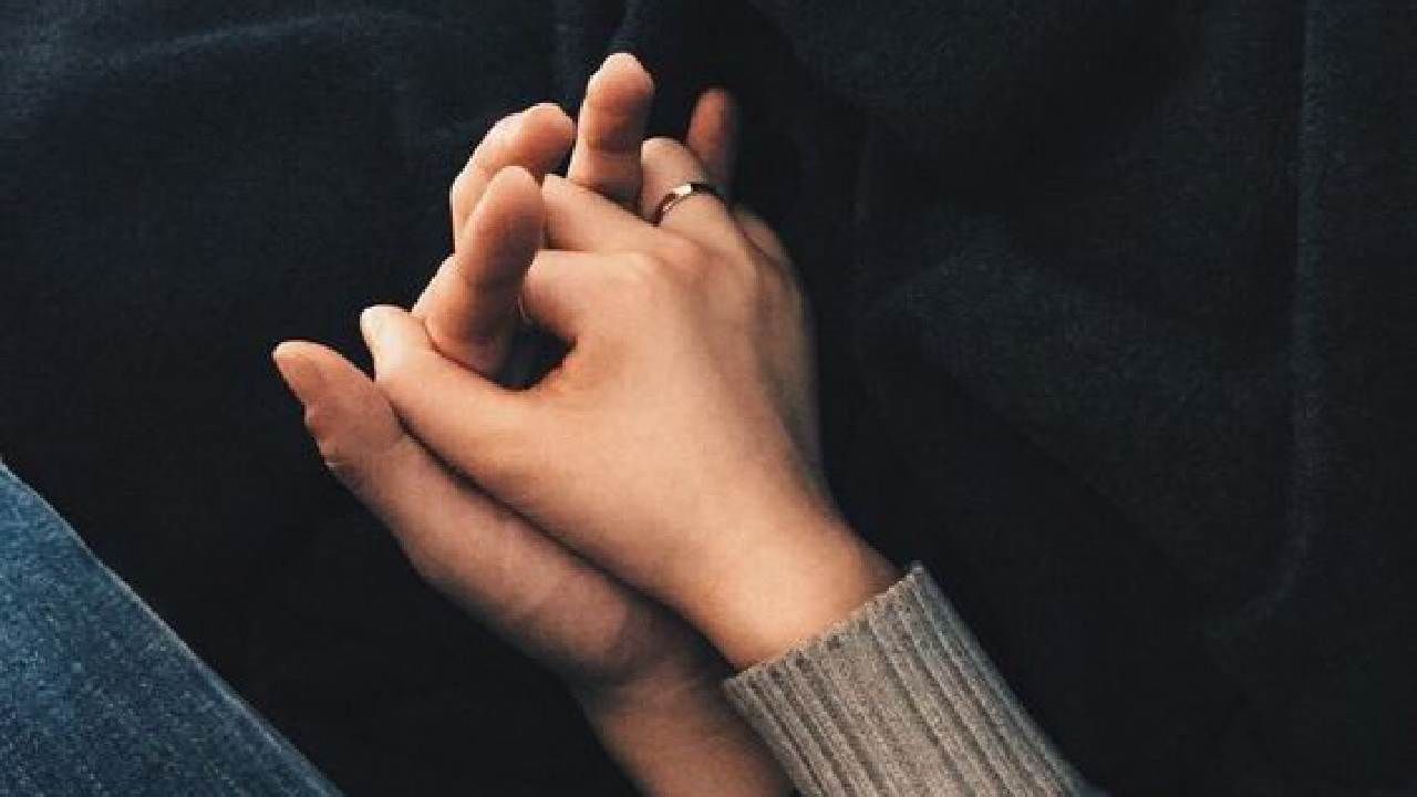 Relationship: ಮದುವೆಯಾಗುವ ಹುಡುಗ ಮತ್ತು ಹುಡುಗಿಯ ನಡುವಿನ ವಯಸ್ಸಿನ ಅಂತರ ಎಷ್ಟಿರಬೇಕು? ಈ ಬಗ್ಗೆ ತಜ್ಞರ ಅಭಿಪ್ರಾಯ ಇಲ್ಲಿದೆ Relationship: ಮದುವೆಯಾಗುವ ಹುಡುಗ ಮತ್ತು ಹುಡುಗಿಯ ನಡುವಿನ ವಯಸ್ಸಿನ ಅಂತರ ಎಷ್ಟಿರಬೇಕು? ಈ ಬಗ್ಗೆ ತಜ್ಞರ ಅಭಿಪ್ರಾಯ ಇಲ್ಲಿದೆ
