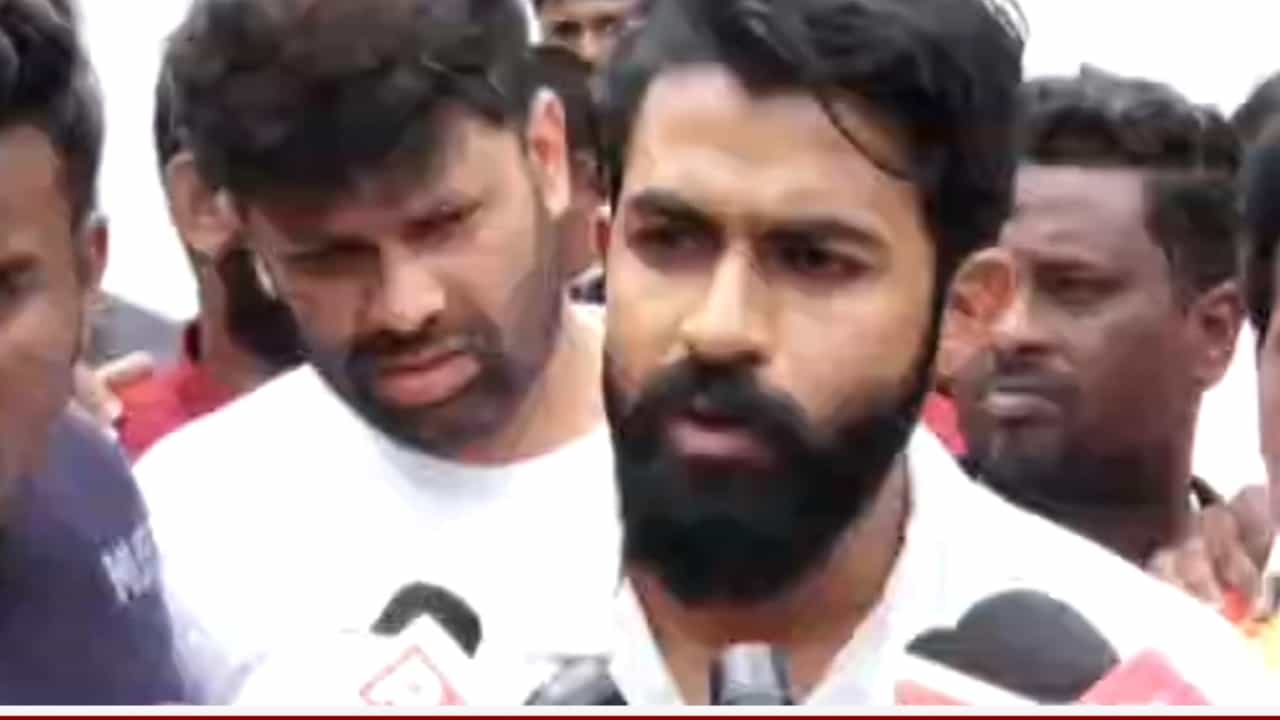 ಬಂದ್ ದಿನವೂ ಸಿನಿಮಾ ಶೂಟಿಂಗ್? ಸ್ಪಷ್ಟನೆ ನೀಡಿದ ಯುವ ರಾಜ್ಕುಮಾರ್ ಬಂದ್ ದಿನವೂ ಸಿನಿಮಾ ಶೂಟಿಂಗ್? ಸ್ಪಷ್ಟನೆ ನೀಡಿದ ಯುವ ರಾಜ್ಕುಮಾರ್