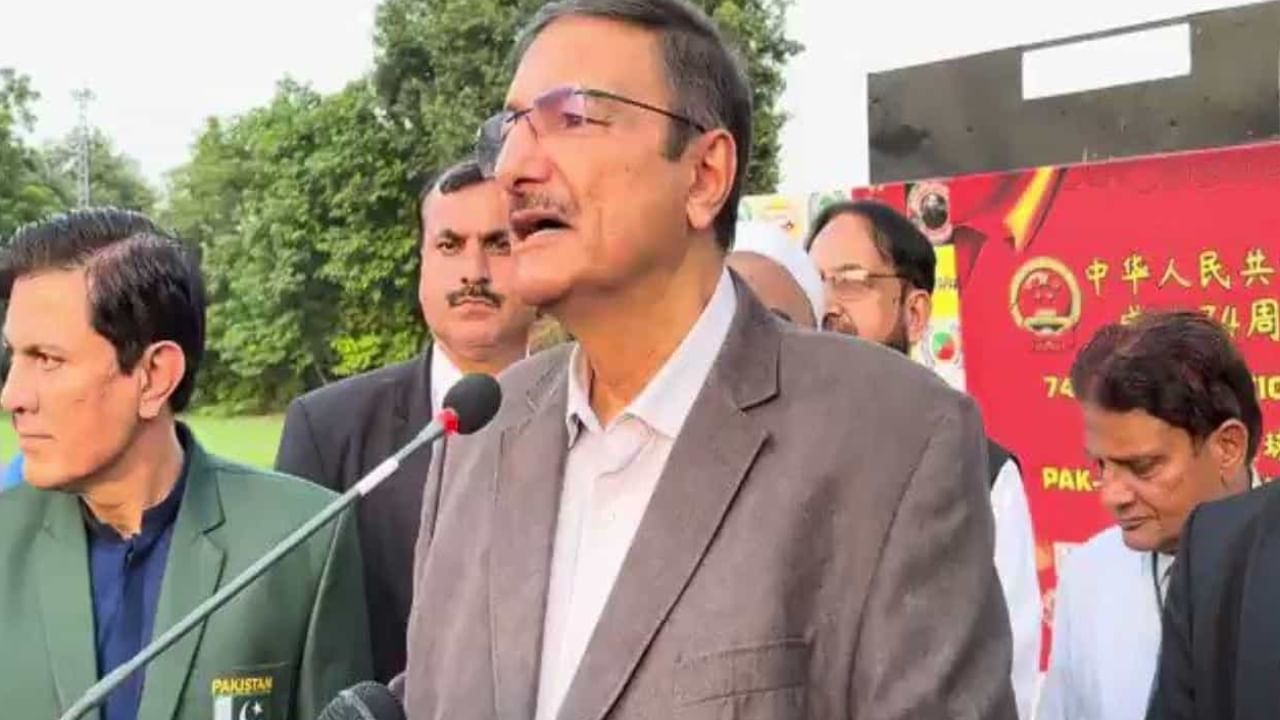 ಪಾಕಿಸ್ತಾನ ಕ್ರಿಕೆಟ್ ತಂಡಕ್ಕೆ ಅತ್ಮೀಯ ಸ್ವಾಗತ ಸಿಕ್ಕಿದ್ದರೂ ಭಾರತವನ್ನು ಶತ್ರು ರಾಷ್ಟ್ರವೆಂದ ಪಿಸಿಬಿ ಅಧ್ಯಕ್ಷ ಪಾಕಿಸ್ತಾನ ಕ್ರಿಕೆಟ್ ತಂಡಕ್ಕೆ ಅತ್ಮೀಯ ಸ್ವಾಗತ ಸಿಕ್ಕಿದ್ದರೂ ಭಾರತವನ್ನು ಶತ್ರು ರಾಷ್ಟ್ರವೆಂದ ಪಿಸಿಬಿ ಅಧ್ಯಕ್ಷ