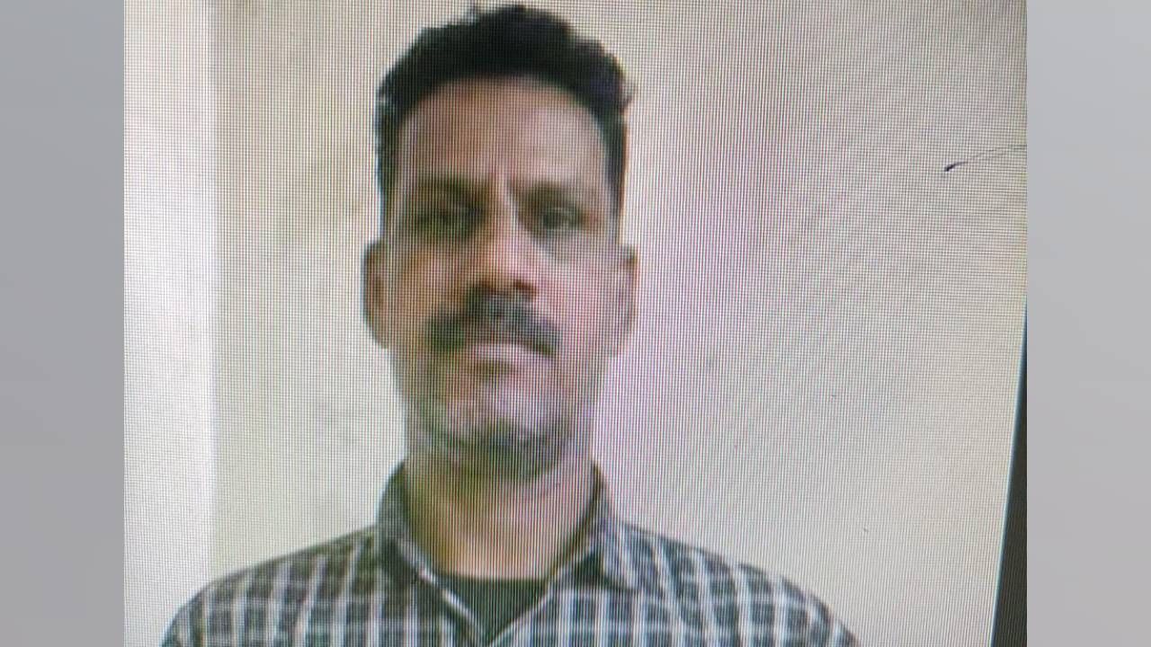 ಬೆಂಗಳೂರು, ಬೆಳಗಾವಿ ಕೇಂದ್ರ ಕಾರಾಗೃಹ ಸ್ಪೋಟಿಸುವುದಾಗಿ ಕರೆ ಮಾಡಿದ್ದ ಆರೋಪಿ ಸುಳಿವು ಪತ್ತೆ ಬೆಂಗಳೂರು, ಬೆಳಗಾವಿ ಕೇಂದ್ರ ಕಾರಾಗೃಹ ಸ್ಪೋಟಿಸುವುದಾಗಿ ಕರೆ ಮಾಡಿದ್ದ ಆರೋಪಿ ಸುಳಿವು ಪತ್ತೆ