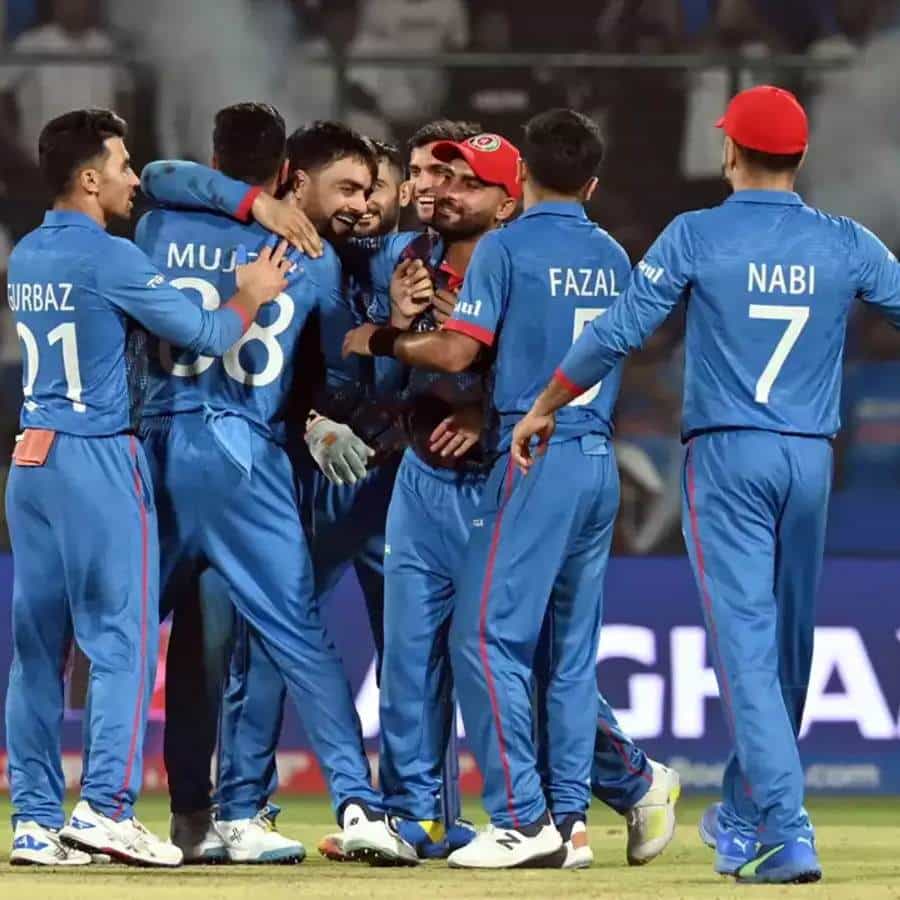 ಚೆನ್ನೈನ ಎಮ್ಎ ಚಿದಂಬರಂ ಕ್ರೀಡಾಂಗಣದಲ್ಲಿ ಸೋಮವಾರ ನಡೆದ ಪಾಕಿಸ್ತಾನ ವಿರುದ್ಧದ 2023 ರ ಐಸಿಸಿ ಏಕದಿನ ವಿಶ್ವಕಪ್ ಟೂರ್ನಿಯ ಪಂದ್ಯದಲ್ಲಿ ಅಫ್ಘಾನಿಸ್ತಾನ ತಂಡ ಐತಿಹಾಸಕ ಗೆಲುವು ಕಂಡಿತು. ಏಕದಿನ ಕ್ರಿಕೆಟ್ ಇತಿಹಾಸದಲ್ಲಿ ಇದೇ ಮೊದಲ ಬಾರಿಗೆ ಬಾಬರ್ ಪಡೆ ವಿರುದ್ಧ ಅಫ್ಘಾನಿಸ್ತಾನ ಜಯ ಸಾಧಿಸಿತು.