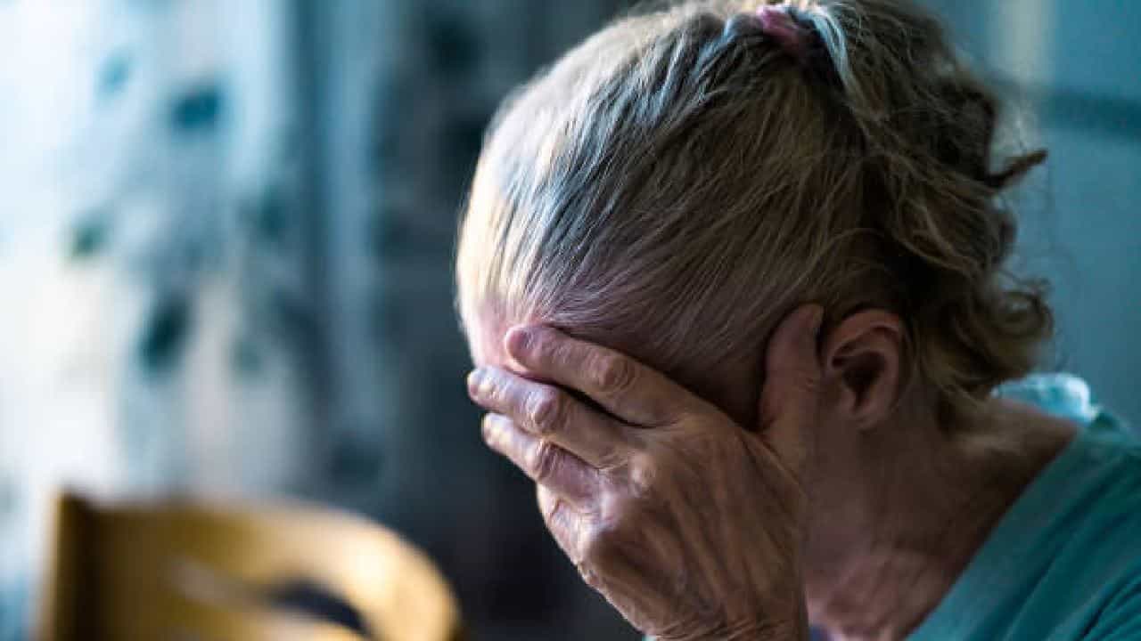 Alzheimer's Disease: ಆಲ್ಝೈಮರ್ ರೋಗ ಹೆಚ್ಚಾಗಲು ಸ್ತ್ರೀಯರ ಲೈಂಗಿಕ ಹಾರ್ಮೋನ್ಗಳೂ ಕಾರಣ Alzheimer's Disease: ಆಲ್ಝೈಮರ್ ರೋಗ ಹೆಚ್ಚಾಗಲು ಸ್ತ್ರೀಯರ ಲೈಂಗಿಕ ಹಾರ್ಮೋನ್ಗಳೂ ಕಾರಣ