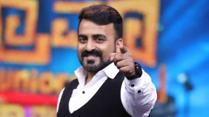 ‘ನಾ ಕೋಳಿಕೆ ರಂಗ’ ಎನ್ನುತ್ತಾ ಬಂದ ಮಾಸ್ಟರ್ ಆನಂದ್ ‘ನಾ ಕೋಳಿಕೆ ರಂಗ’ ಎನ್ನುತ್ತಾ ಬಂದ ಮಾಸ್ಟರ್ ಆನಂದ್