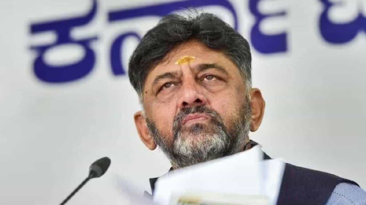 ಮಾರತಹಳ್ಳಿ ಜನರ ಸಮಸ್ಯೆಗೆ ಸ್ಪಂದಿಸಿದ ಡಿಸಿಎಂ ಡಿಕೆ ಶಿವಕುಮಾರ್: ಸರಾಗ ಸಂಚಾರಕ್ಕಾಗಿ ಅಧಿಕಾರಿಗಳಿಗೆ ಸೂಚನೆ ಮಾರತಹಳ್ಳಿ ಜನರ ಸಮಸ್ಯೆಗೆ ಸ್ಪಂದಿಸಿದ ಡಿಸಿಎಂ ಡಿಕೆ ಶಿವಕುಮಾರ್: ಸರಾಗ ಸಂಚಾರಕ್ಕಾಗಿ ಅಧಿಕಾರಿಗಳಿಗೆ ಸೂಚನೆ