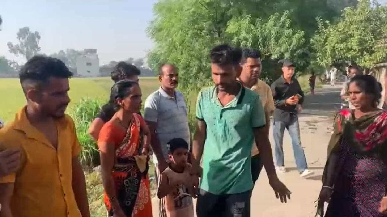 ಪಂಜಾಬ್: ನಾಪತ್ತೆಯಾಗಿದ್ದ ಮೂವರು ಸಹೋದರಿಯರ ಶವ ಕಬ್ಬಿಣದ ಟ್ರಂಕ್ನಲ್ಲಿ ಪತ್ತೆ ಪಂಜಾಬ್: ನಾಪತ್ತೆಯಾಗಿದ್ದ ಮೂವರು ಸಹೋದರಿಯರ ಶವ ಕಬ್ಬಿಣದ ಟ್ರಂಕ್ನಲ್ಲಿ ಪತ್ತೆ