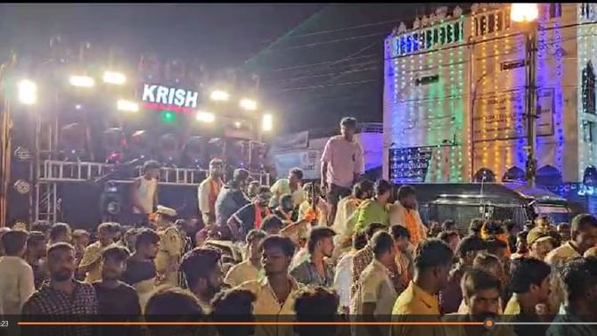 ಗಣೇಶ ವಿಸರ್ಜನೆ ವೇಳೆ ಮಸೀದಿ ಮುಂದೆ ಮತ್ತೆ ಪೂಜೆ: ಗಂಗಾವತಿಯಲ್ಲಿ ಉದ್ವಿಗ್ನ