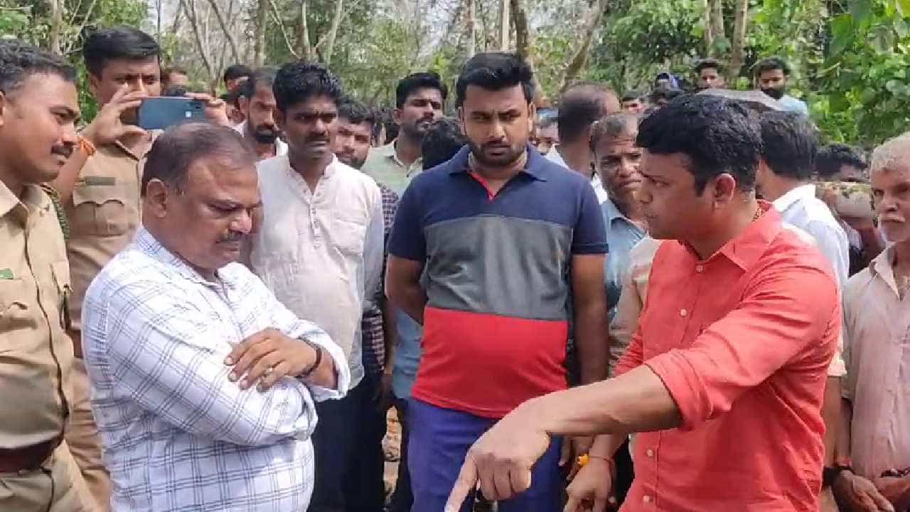 ಅರಣ್ಯ ಅಧಿಕಾರಿಗಳಿಂದ ಅಕ್ರಮ ಮನೆ ಧ್ವಂಸ, ಸಚಿವರಿಗೆ ಕರೆ ಮಾಡಿ ಶಾಸಕ ಹರೀಶ್ ಪೂಂಜ ಗರಂ ಅರಣ್ಯ ಅಧಿಕಾರಿಗಳಿಂದ ಅಕ್ರಮ ಮನೆ ಧ್ವಂಸ, ಸಚಿವರಿಗೆ ಕರೆ ಮಾಡಿ ಶಾಸಕ ಹರೀಶ್ ಪೂಂಜ ಗರಂ