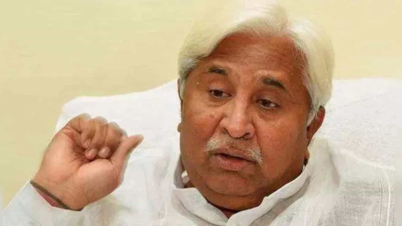 100 ಗ್ರಾಮ ನ್ಯಾಯಾಲಯ ಸ್ಥಾಪನೆಗೆ ಕ್ಯಾಬಿನೆಟ್ ತಾತ್ವಿಕ ಒಪ್ಪಿಗೆ: ಕಡ್ಡಾಯ ಗ್ರಾಮೀಣ ಸೇವೆಯಿಂದ ವೈದ್ಯರಿಗೆ ರಿಲ್ಯಾಕ್ಸ್ 100 ಗ್ರಾಮ ನ್ಯಾಯಾಲಯ ಸ್ಥಾಪನೆಗೆ ಕ್ಯಾಬಿನೆಟ್ ತಾತ್ವಿಕ ಒಪ್ಪಿಗೆ: ಕಡ್ಡಾಯ ಗ್ರಾಮೀಣ ಸೇವೆಯಿಂದ ವೈದ್ಯರಿಗೆ ರಿಲ್ಯಾಕ್ಸ್