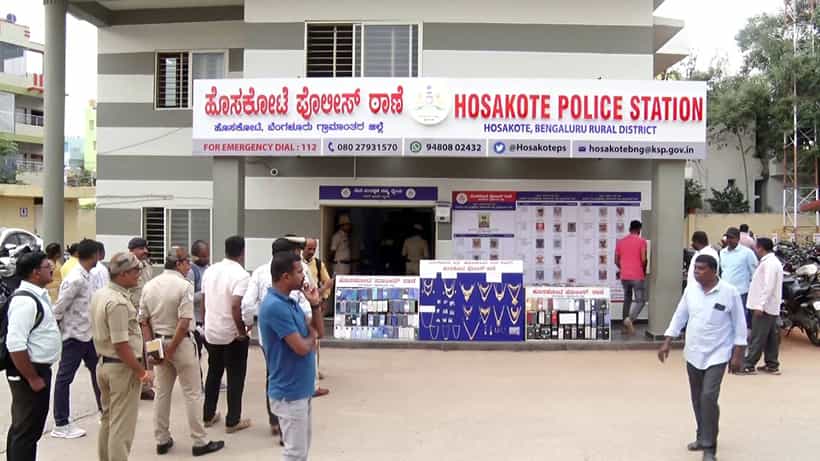ಬೆಂಗಳೂರು: ಬುದ್ಧಿಮಾಂದ್ಯನಂತೆ ನಟಿಸಿ ಮೊಬೈಲ್, ಪರ್ಸ್ ಕದಿಯುತ್ತಿದ್ದವ ಅರೆಸ್ಟ್