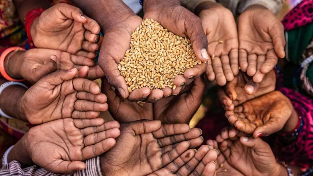 Global Hunger Index 2023: ಜಾಗತಿಕ ಹಸಿವು ಸೂಚ್ಯಂಕದಲ್ಲಿ 111ನೇ ಸ್ಥಾನಕ್ಕಿಳಿದ ಭಾರತ Global Hunger Index 2023: ಜಾಗತಿಕ ಹಸಿವು ಸೂಚ್ಯಂಕದಲ್ಲಿ 111ನೇ ಸ್ಥಾನಕ್ಕಿಳಿದ ಭಾರತ