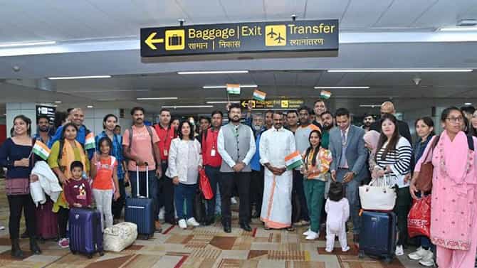 ಇಸ್ರೇಲ್​ನಿಂದ 286 ಭಾರತೀಯರೊಂದಿಗೆ ದೆಹಲಿಗೆ ಬಂದಿಳಿದ ಐದನೇ ವಿಮಾನ