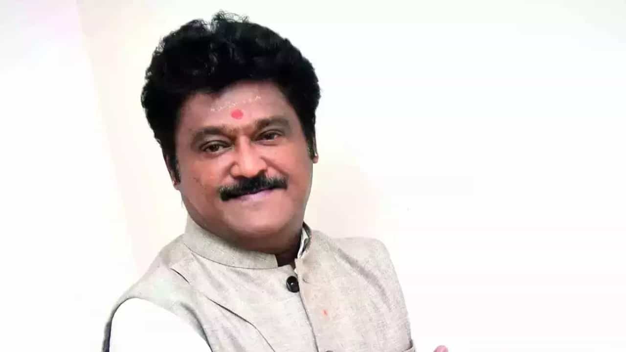 Jaggesh: ಜಗ್ಗೇಶ್ ಕತ್ತಲ್ಲೂ ಇದೆ ಹುಲಿ ಉಗುರಿನ ಲಾಕೆಟ್; ಅವರೇ ಒಪ್ಪಿಕೊಂಡಿದ್ರು.. Jaggesh: ಜಗ್ಗೇಶ್ ಕತ್ತಲ್ಲೂ ಇದೆ ಹುಲಿ ಉಗುರಿನ ಲಾಕೆಟ್; ಅವರೇ ಒಪ್ಪಿಕೊಂಡಿದ್ರು..