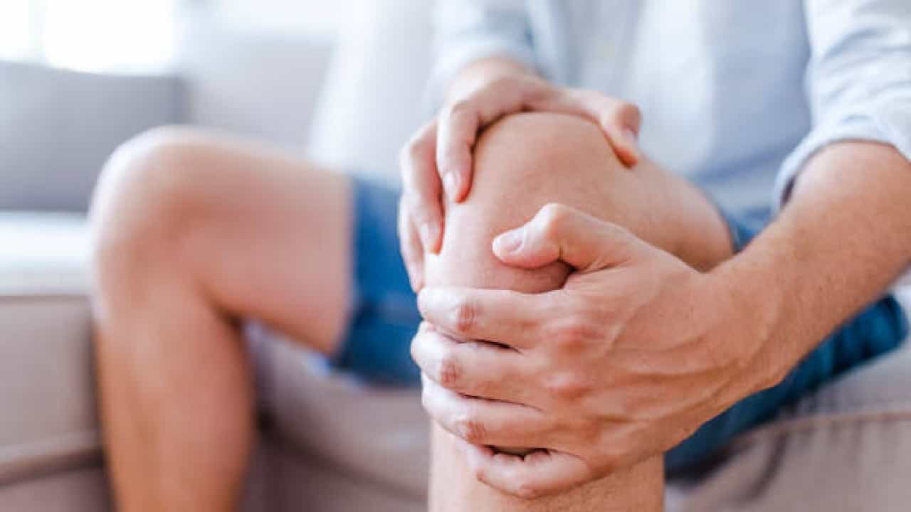 World Arthritis Day 2023: ನಿಮಗೆ ಸಂಧಿವಾತ ಶುರುವಾಗಿದೆ ಎಂಬುದರ 6 ಲಕ್ಷಣಗಳಿವು World Arthritis Day 2023: ನಿಮಗೆ ಸಂಧಿವಾತ ಶುರುವಾಗಿದೆ ಎಂಬುದರ 6 ಲಕ್ಷಣಗಳಿವು