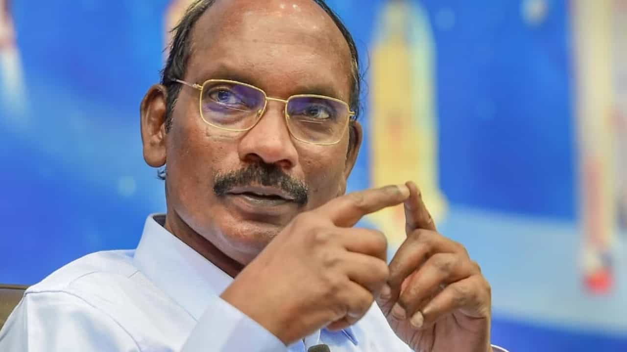 ಇಸ್ರೋದಲ್ಲಿ ಕೆಲಸ ಕೇಳಲು ಹೋದಾಗ ನೀವು ನಿಷ್ಪ್ರಯೋಜಕರು, ಇಲ್ಲಿಂದ ಹೊರಗೆ ಹೋಗಿ ಎಂದಿದ್ದರು: ಕೆ ಶಿವನ್ ಇಸ್ರೋದಲ್ಲಿ ಕೆಲಸ ಕೇಳಲು ಹೋದಾಗ ನೀವು ನಿಷ್ಪ್ರಯೋಜಕರು, ಇಲ್ಲಿಂದ ಹೊರಗೆ ಹೋಗಿ ಎಂದಿದ್ದರು: ಕೆ ಶಿವನ್