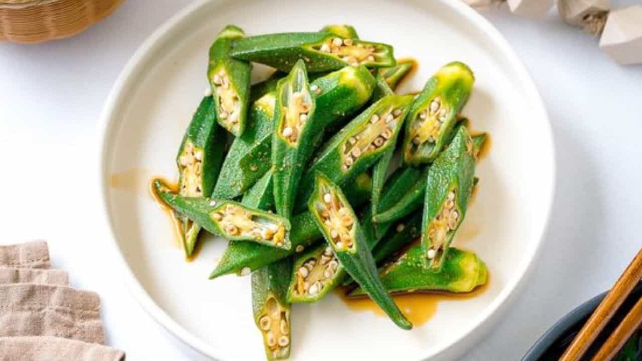 Okra for diabetics: ಮಧುಮೇಹಿಗಳು ಏಕೆ ಬೆಂಡೆಕಾಯಿ ಸೇವನೆ ಮಾಡಬೇಕು? ಇದರಿಂದ ಸಿಗುವ ಆರೋಗ್ಯ ಪ್ರಯೋಜನಗಳೇನು? Okra for diabetics: ಮಧುಮೇಹಿಗಳು ಏಕೆ ಬೆಂಡೆಕಾಯಿ ಸೇವನೆ ಮಾಡಬೇಕು? ಇದರಿಂದ ಸಿಗುವ ಆರೋಗ್ಯ ಪ್ರಯೋಜನಗಳೇನು?