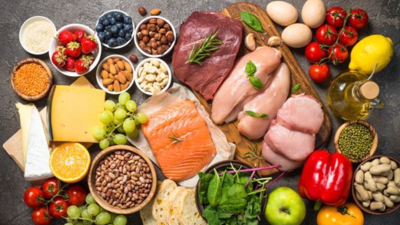 Protein-rich Foods: ಒಬ್ಬ ವ್ಯಕ್ತಿಗೆ ಪ್ರತಿದಿನ ಎಷ್ಟು ಪ್ರೋಟೀನ್ ಅಗತ್ಯ? ನೀವು ಸೇವಿಸಬಹುದಾದ ಪ್ರೋಟೀನ್ ಭರಿತ ಆಹಾರಗಳಾವುವು?  