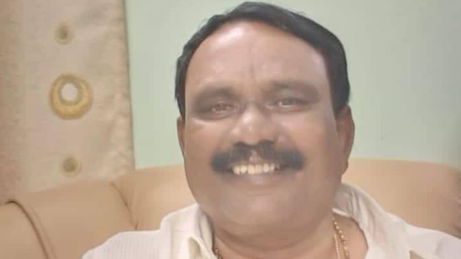 ಕೋಲಾರ: ಪರಮೇಶ್ವರ್, ರಮೇಶ್ ಆಪ್ತ ಎಂ ಶ್ರೀನಿವಾಸ್ ಬರ್ಬರ ಹತ್ಯೆ