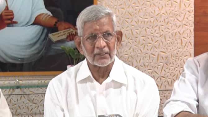 ಲಿಂಗಾಯತ ಧರ್ಮಕ್ಕೆ ಸ್ವತಂತ್ರ ಧರ್ಮ ಮಾನ್ಯತೆ ನೀಡಲಿ: ಎಸ್​ಬಿ ಜಾಮದಾರ