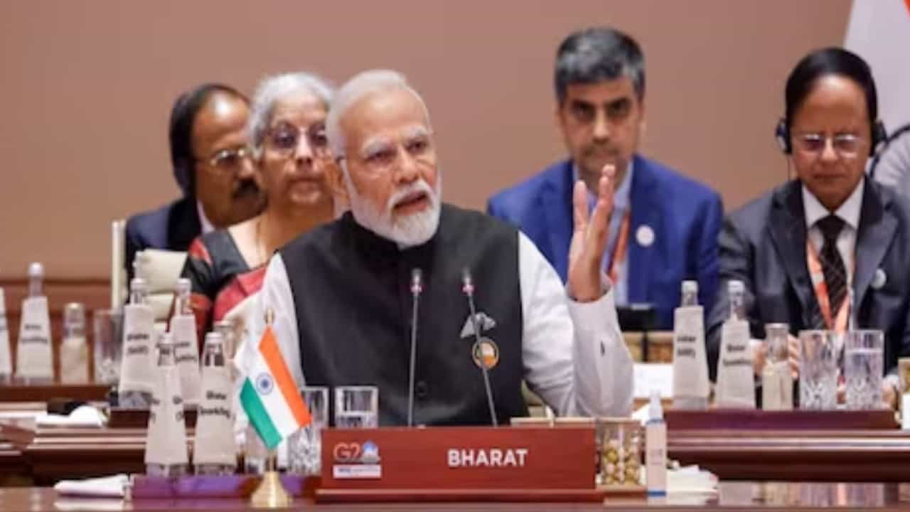 ರೈಲ್ವೆ ಸಚಿವಾಲಯ ಕೇಂದ್ರಕ್ಕೆ ಸಲ್ಲಿಸಿ ಪ್ರಸ್ತಾವನೆಯಲ್ಲಿ ಇಂಡಿಯಾ ಬದಲಿಗೆ ಭಾರತ್ ಎಂದು ಉಲ್ಲೇಖ ರೈಲ್ವೆ ಸಚಿವಾಲಯ ಕೇಂದ್ರಕ್ಕೆ ಸಲ್ಲಿಸಿ ಪ್ರಸ್ತಾವನೆಯಲ್ಲಿ ಇಂಡಿಯಾ ಬದಲಿಗೆ ಭಾರತ್ ಎಂದು ಉಲ್ಲೇಖ