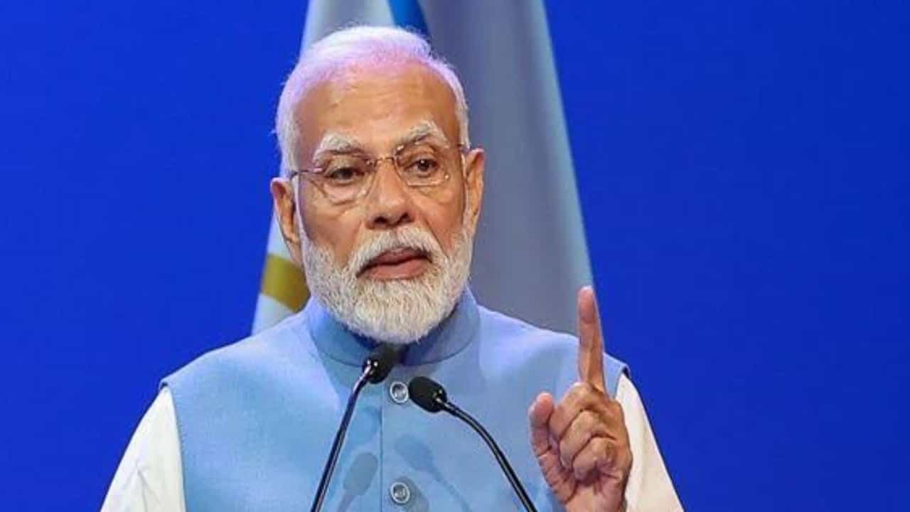 ಗಗನ್ಯಾನ್ ಮಿಷನ್ ಸಿದ್ಧತೆಗಳನ್ನು ಪರಿಶೀಲಿಸಿದ ಪ್ರಧಾನಿ ಮೋದಿ ಗಗನ್ಯಾನ್ ಮಿಷನ್ ಸಿದ್ಧತೆಗಳನ್ನು ಪರಿಶೀಲಿಸಿದ ಪ್ರಧಾನಿ ಮೋದಿ