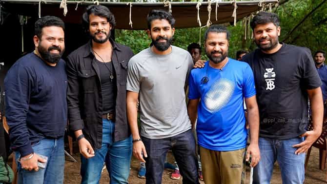 ನಿಖಿಲ್ ಸಿನಿಮಾ ಸೆಟ್​ಗೆ ಯುವ ರಾಜ್​ಕುಮಾರ್ ಭೇಟಿ