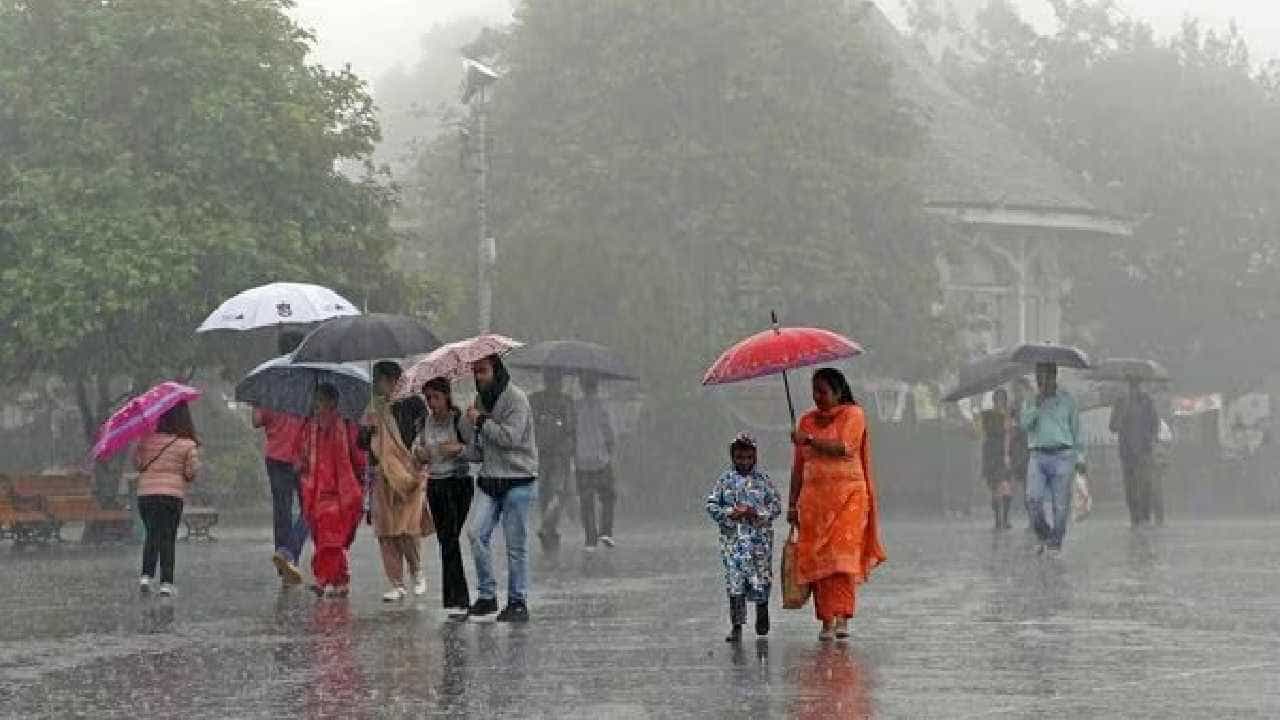 Karnataka Rain: ಕರ್ನಾಟಕದ ಕರಾವಳಿ ಹಾಗೂ ದಕ್ಷಿಣ ಒಳನಾಡಿನ ಬಹುತೇಕ ಕಡೆ ಮುಂದಿನ 24 ಗಂಟೆಗಳಲ್ಲಿ ಭಾರಿ ಮಳೆ
