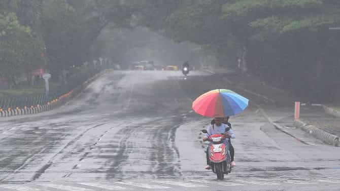 Karnataka weather: ಬೆಂಗಳೂರು ಸೇರಿ ರಾಜ್ಯದ ಅನೇಕ ಕಡೆ ಮಳೆ ಸಾಧ್ಯತೆ