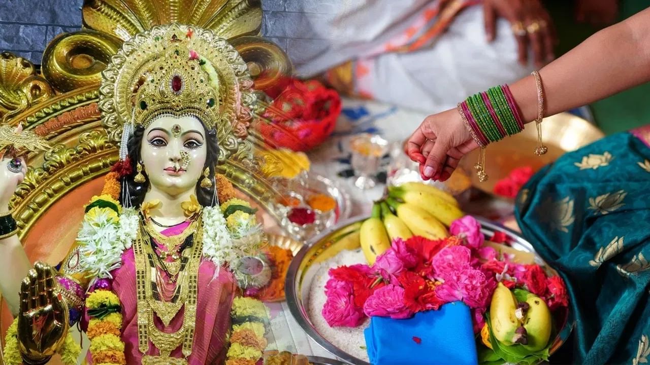 ನವರಾತ್ರಿ 2023: ಮೊದಲ ಬಾರಿಗೆ ನವರಾತ್ರಿ ವ್ರತವನ್ನು ಮಾಡುತ್ತಿರುವಿರಾ.. ಈ ಪೂಜಾ ನಿಯಮಗಳಿಗೆ ವಿಶೇಷ ಗಮನ ಕೊಡಿ ನವರಾತ್ರಿ 2023: ಮೊದಲ ಬಾರಿಗೆ ನವರಾತ್ರಿ ವ್ರತವನ್ನು ಮಾಡುತ್ತಿರುವಿರಾ.. ಈ ಪೂಜಾ ನಿಯಮಗಳಿಗೆ ವಿಶೇಷ ಗಮನ ಕೊಡಿ