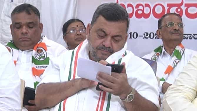 ಕಾಂಗ್ರೆಸ್‌ನವರಿಂದಲೇ ಕಾಂಗ್ರೆಸ್‌ ಪಕ್ಷ ಸೋಲುತ್ತಿದೆ: SS​ ಮಲ್ಲಿಕಾರ್ಜುನ್
