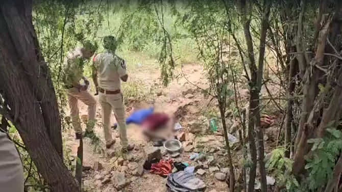 ವಜ್ರ ಆಯ್ದುಕೊಳ್ಳಲು ಹೋಗಿ ಪ್ರಾಣ ಕಳೆದುಕೊಂಡ ಪಕ್ಕದ ರಾಜ್ಯದ ವ್ಯಕ್ತಿ
