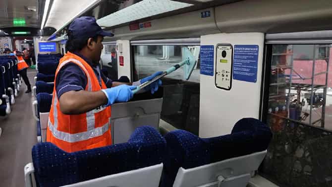 Vade Bharat Express: ವಂದೇ ಭಾರತ್‌ ರೈಲು ಸ್ವಚ್ಛತೆಗೆ ಹೊಸ ತಂತ್ರ