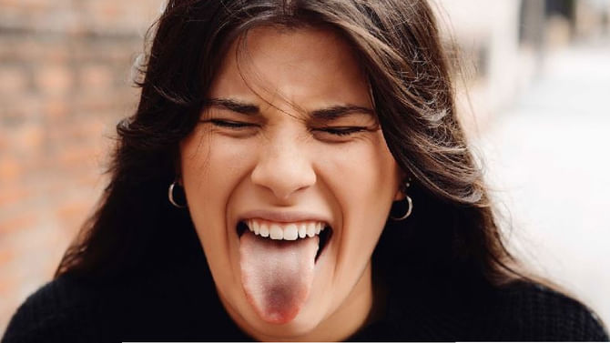 Tongue: ವೈದ್ಯರು ಮೊದಲು ರೋಗಿಯ ನಾಲಿಗೆಯನ್ನು ಪರೀಕ್ಷಿಸುತ್ತಾರೆ ಯಾಕೆ? Tongue: ವೈದ್ಯರು ಮೊದಲು ರೋಗಿಯ ನಾಲಿಗೆಯನ್ನು ಪರೀಕ್ಷಿಸುತ್ತಾರೆ ಯಾಕೆ?