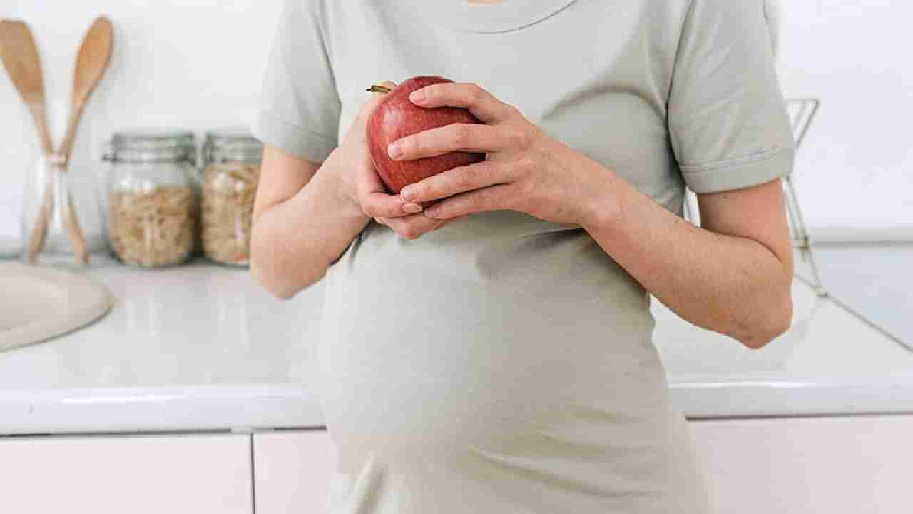 Pregnancy Diet: ಆಯುರ್ವೇದದಲ್ಲಿ ಸೂಚಿಸಲಾದ ಪ್ರಕಾರ ಗರ್ಭಾವಸ್ಥೆಯ ಒಂಬತ್ತು ತಿಂಗಳು  ಆಹಾರಕ್ರಮ ಹೇಗಿರಬೇಕು ಗೊತ್ತಾ?