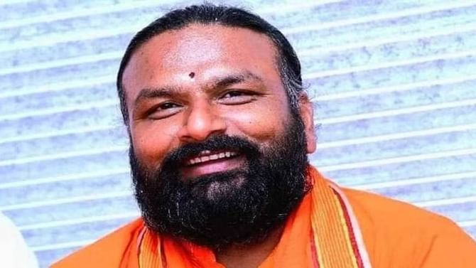 ಚೈತ್ರಾ ಗ್ಯಾಂಗ್​ನಿಂದ ಉದ್ಯಮಿಗೆ 5 ಕೋಟಿ ವಂಚನೆ ಕೇಸ್; ಹಾಲಶ್ರೀ ಬಿಡುಗಡೆ