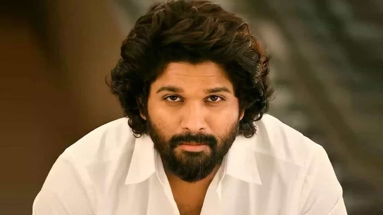 ಶಾರುಖ್, ಸಲ್ಮಾನ್ಗೂ ಸಿಗಲ್ಲ; ‘ಪುಷ್ಪ 2’ ಚಿತ್ರಕ್ಕೆ ಅಲ್ಲು ಅರ್ಜುನ್ 300 ಕೋಟಿ ರೂ. ಸಂಭಾವನೆ? ಶಾರುಖ್, ಸಲ್ಮಾನ್ಗೂ ಸಿಗಲ್ಲ; ‘ಪುಷ್ಪ 2’ ಚಿತ್ರಕ್ಕೆ ಅಲ್ಲು ಅರ್ಜುನ್ 300 ಕೋಟಿ ರೂ. ಸಂಭಾವನೆ?