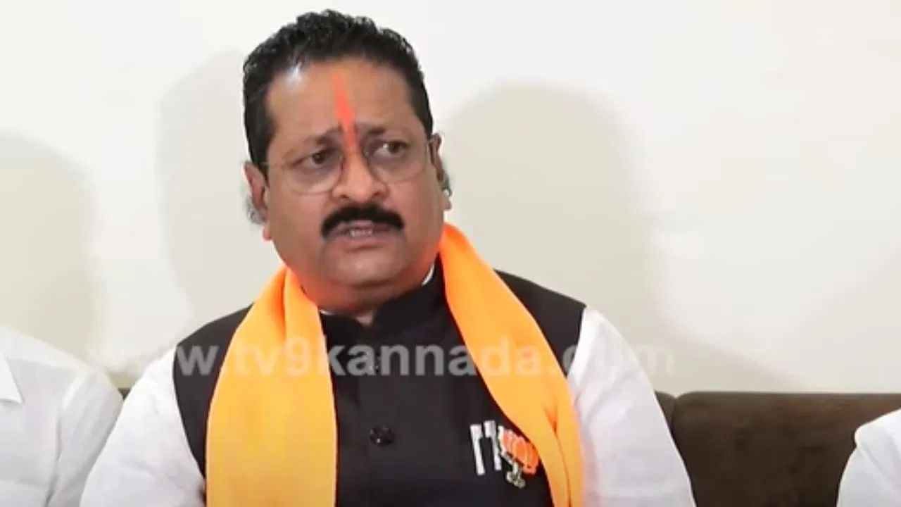 ಚಹಾ ಮಾರಿಕೊಂಡಾದರೂ ಬದುಕಬಹದು, ನಿಮ್ಮಂತೆ ಬದುಕು ಮಾರಿಕೊಂಡು ಅಲ್ಲ! ಕಾಂಗ್ರೆಸ್ಗೆ ಯತ್ನಾಳ್ ಟಾಂಗ್