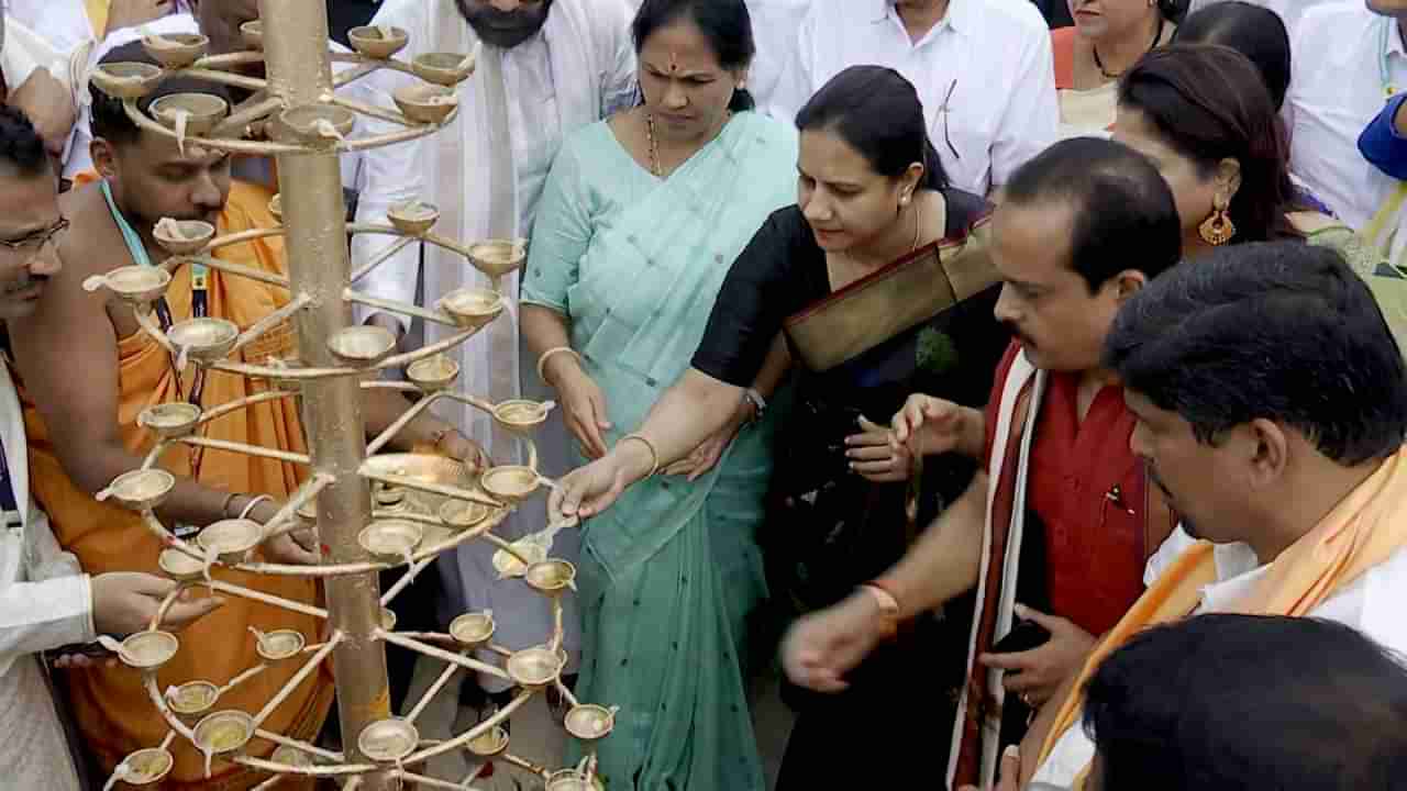 ಬೆಂಗಳೂರು ಕಂಬಳ ಕೆರೆ ಉದ್ಘಾಟಿಸಿದ ಅಶ್ವಿನಿ ಪುನಿತ್​ ರಾಜ್​​ಕುಮಾರ್