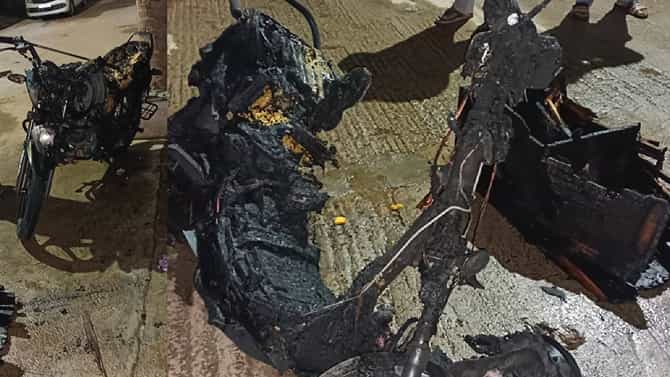 ಎಲೆಕ್ಟ್ರಿಕ್ ಬೈಕ್​ನಲ್ಲಿ ಬೆಂಕಿ, ಮೂರುವರೆ ಲಕ್ಷ ಮೌಲ್ಯದ ಬೈಕ್​ಗಳು ಭಸ್ಮ