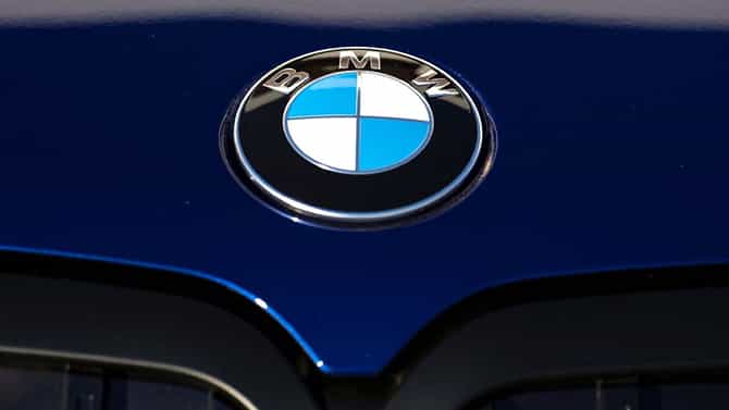 BMW, ರೇಂಜ್​ರೋವರ್, ಜಾಗ್ವರ್ ಸೇರಿ ಐಷಾರಾಮಿ ಕಾರುಗಳು ಹರಾಜು ಪ್ರಕ್ರಿಯೆ