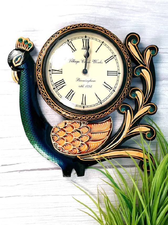 ಮನೆಯ ಈ ದಿಕ್ಕಿನಲ್ಲಿ ಗಡಿಯಾರ ಇರಿಸುವುದರಿಂದ ನೀವು ಆರ್ಥಿಕ ಸಂಕಷ್ಟಕ್ಕೆ