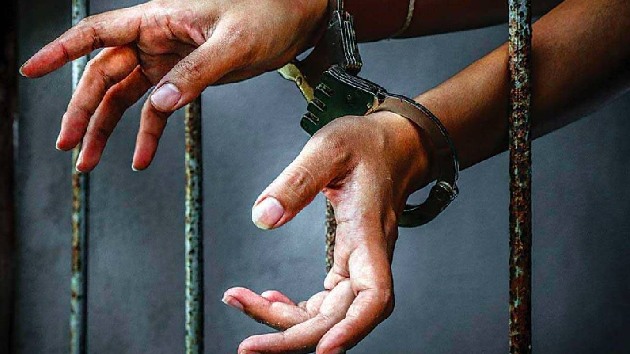 ದೆಹಲಿ: ಪೆರೋಲ್ ಅವಧಿಯಲ್ಲಿ ಓಡಿ ಹೋಗಿ ತಲೆ ಮರೆಸಿಕೊಂಡಿದ್ದ ಮೋಸ್ಟ್ ವಾಂಟೆಡ್ ಕ್ರಿಮಿನಲ್ 5 ವರ್ಷಗಳ ಬಳಿಕ ಸೆರೆ
