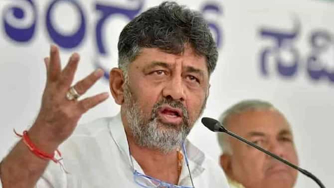 ಡಿಕೆ ಶಿವಕುಮಾರ್ ಸಿಎಂ ಆಗ್ತಾರೆ: ಭವಿಷ್ಯ ನುಡಿದ ಜೈನ ಮುನಿ