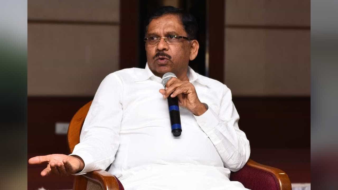 ಪಿಎಸ್ಐ ಮರು ಪರೀಕ್ಷೆ ನಡೆಸುವಂತೆ ಹೈಕೋರ್ಟ್ ತೀರ್ಪು: ಆದೇಶ ಪ್ರತಿ ಕೈ ಸೇರಿದ ಬಳಿಕ ಮುಂದಿನ ಹೆಜ್ಜೆ: ಜಿ ಪರಮೇಶ್ವರ್ ಪಿಎಸ್ಐ ಮರು ಪರೀಕ್ಷೆ ನಡೆಸುವಂತೆ ಹೈಕೋರ್ಟ್ ತೀರ್ಪು: ಆದೇಶ ಪ್ರತಿ ಕೈ ಸೇರಿದ ಬಳಿಕ ಮುಂದಿನ ಹೆಜ್ಜೆ: ಜಿ ಪರಮೇಶ್ವರ್
